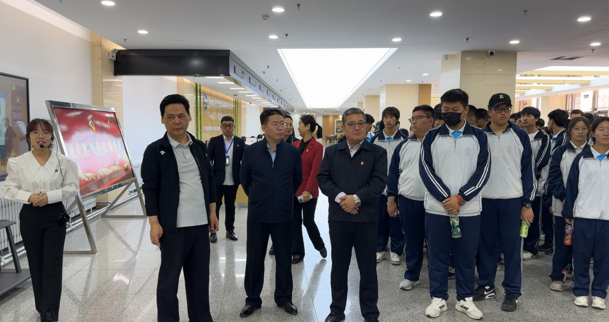 图片2.png 图片2.png